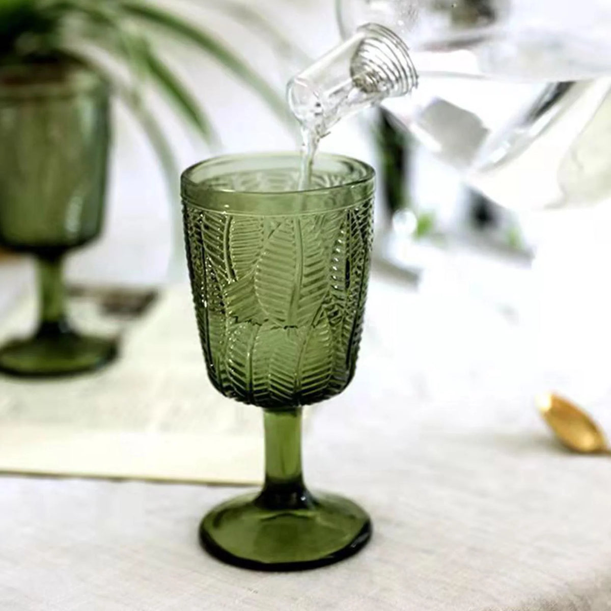 Green Embossment Texture Glass Goblet H70324