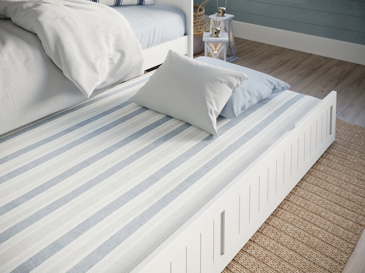 White Twin Size Wood Daybed with Trundle T749342
