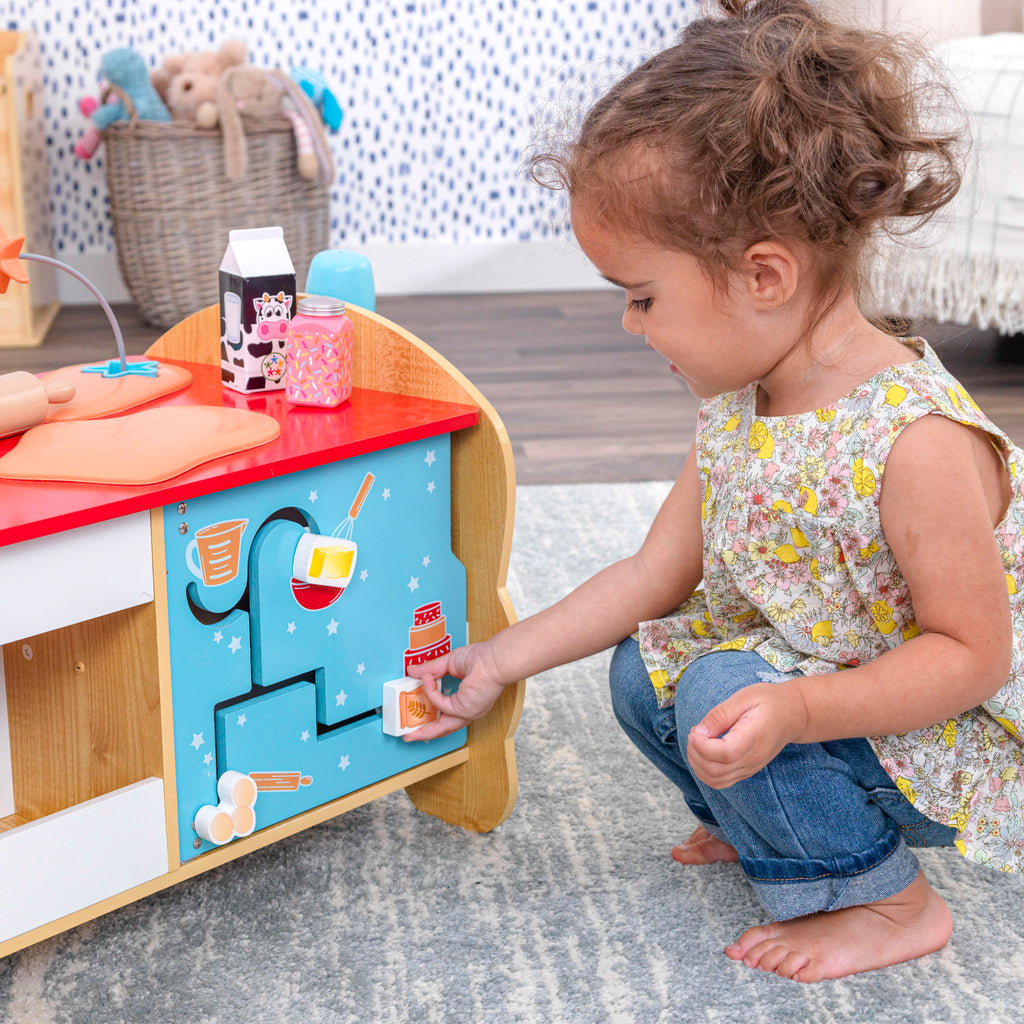 Wooden Toddler Activity Center with 20 Accessories T827029