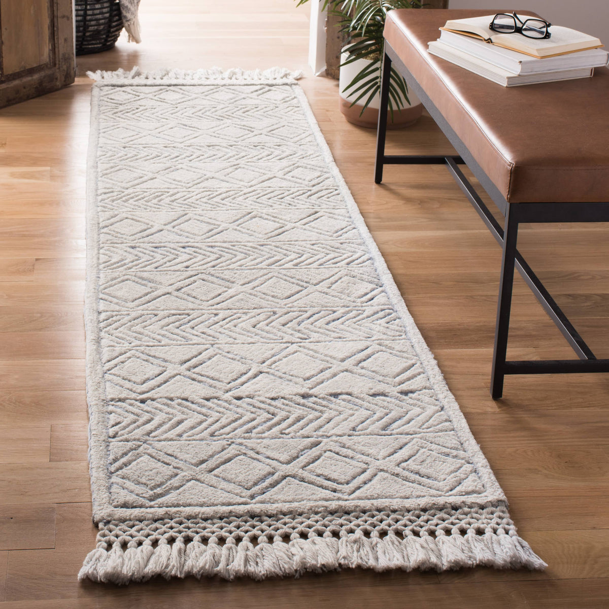 Ivory and Blue Runner F2199