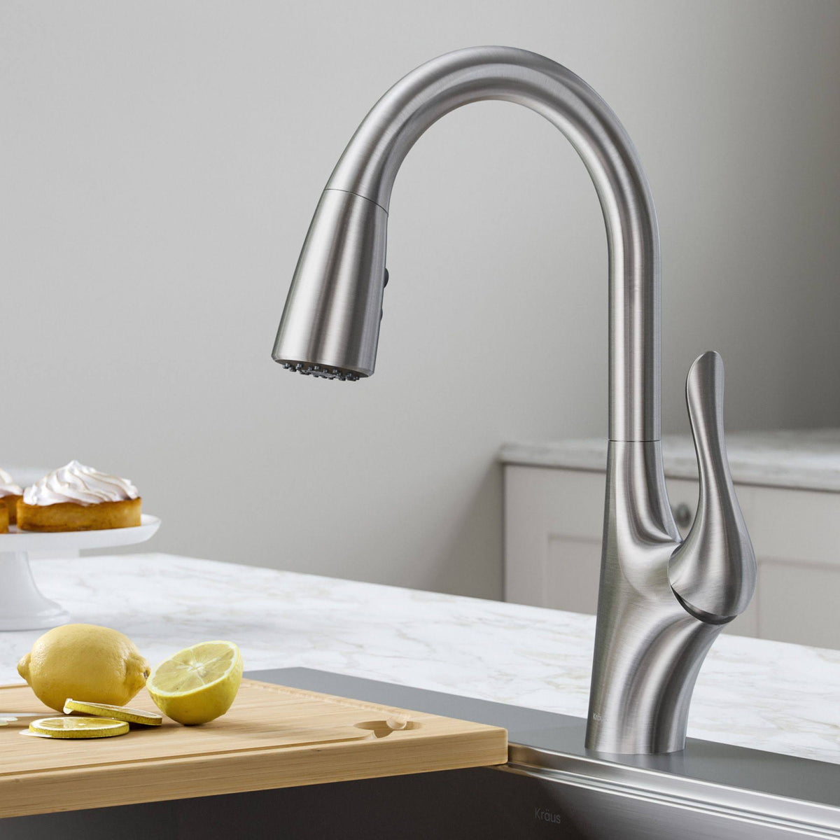 Stainless Steel Single Handle Pull-Down Kitchen Faucet H13485