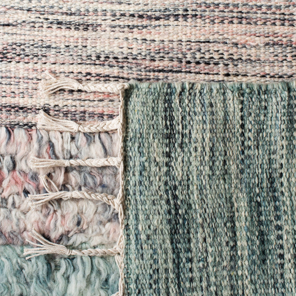 Turquoise and Pink Runner L94473