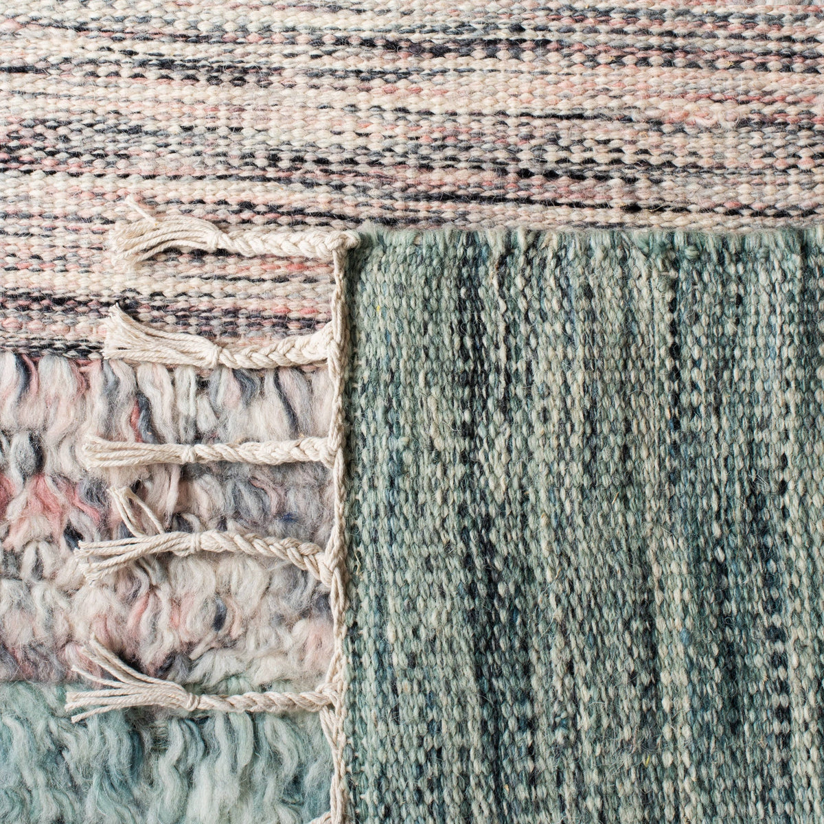 Turquoise and Pink Runner L94473