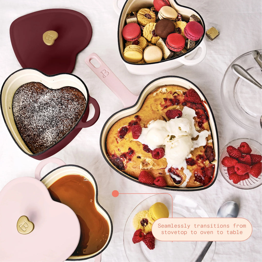 10” Enameled Cast Iron Heart Skillet M970030