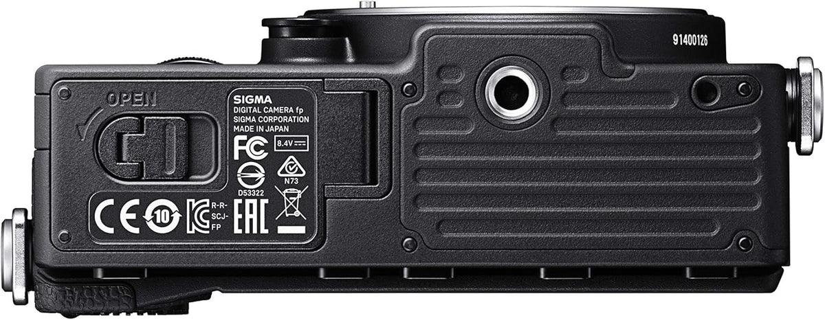 Mirrorless Full-Frame Digital Camera N90110