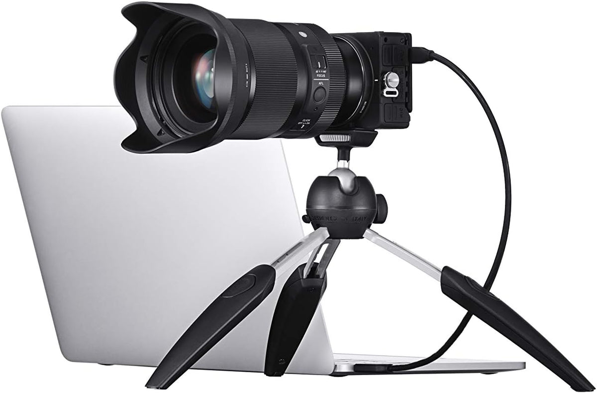 Mirrorless Full-Frame Digital Camera N90110
