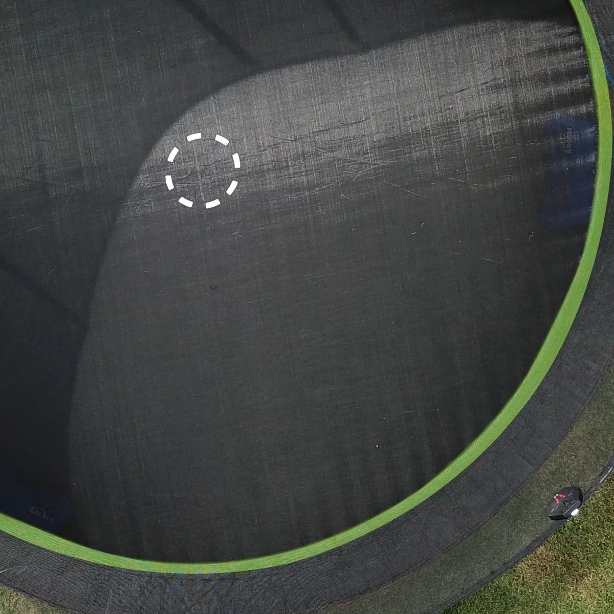 14ft Trampoline with Enclosure J9439
