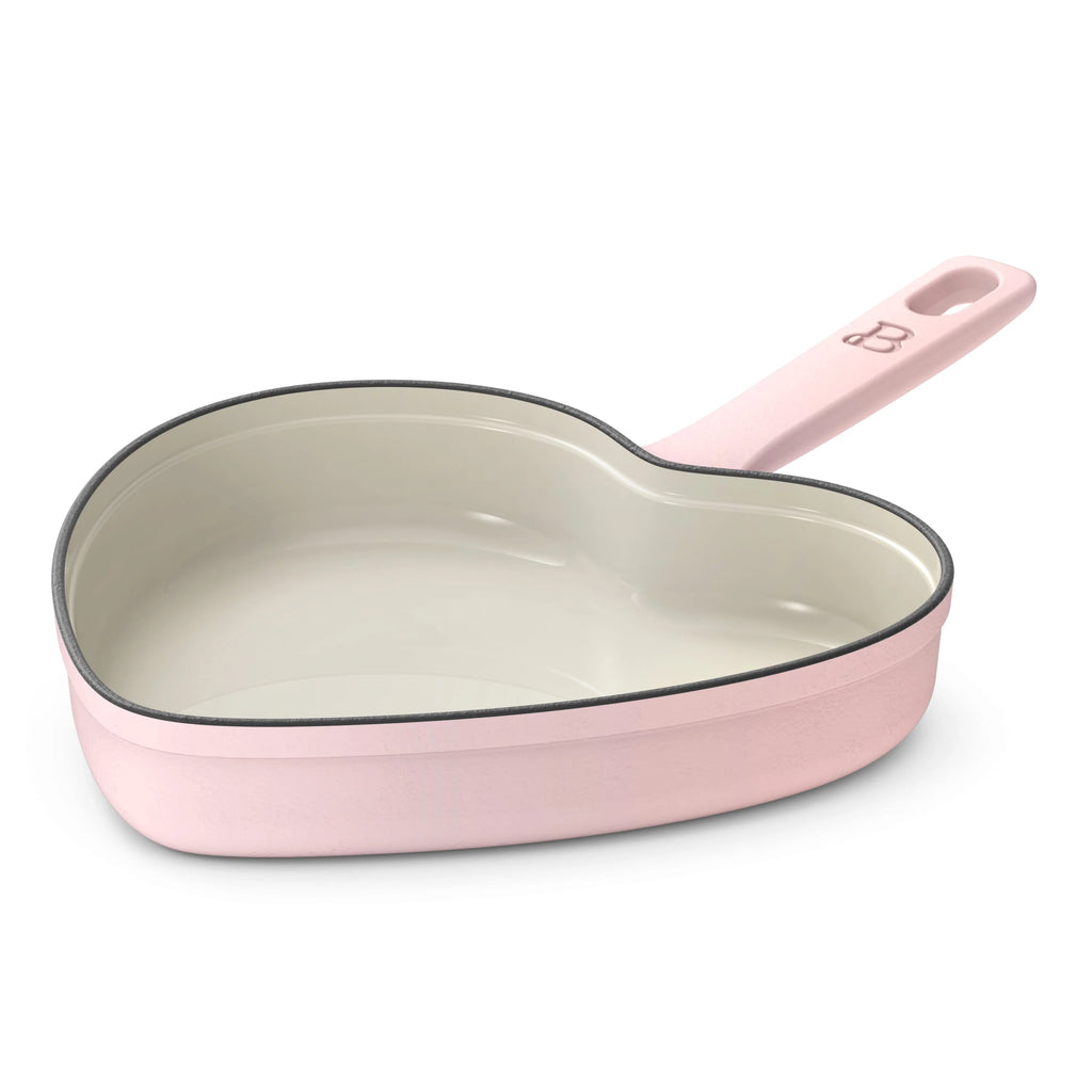 10” Enameled Cast Iron Heart Skillet M970030